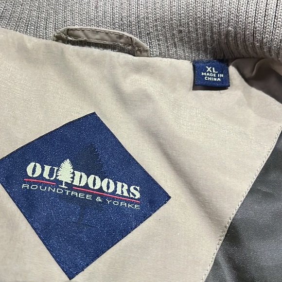 Roundtree & York Vest - Picture 4 of 8